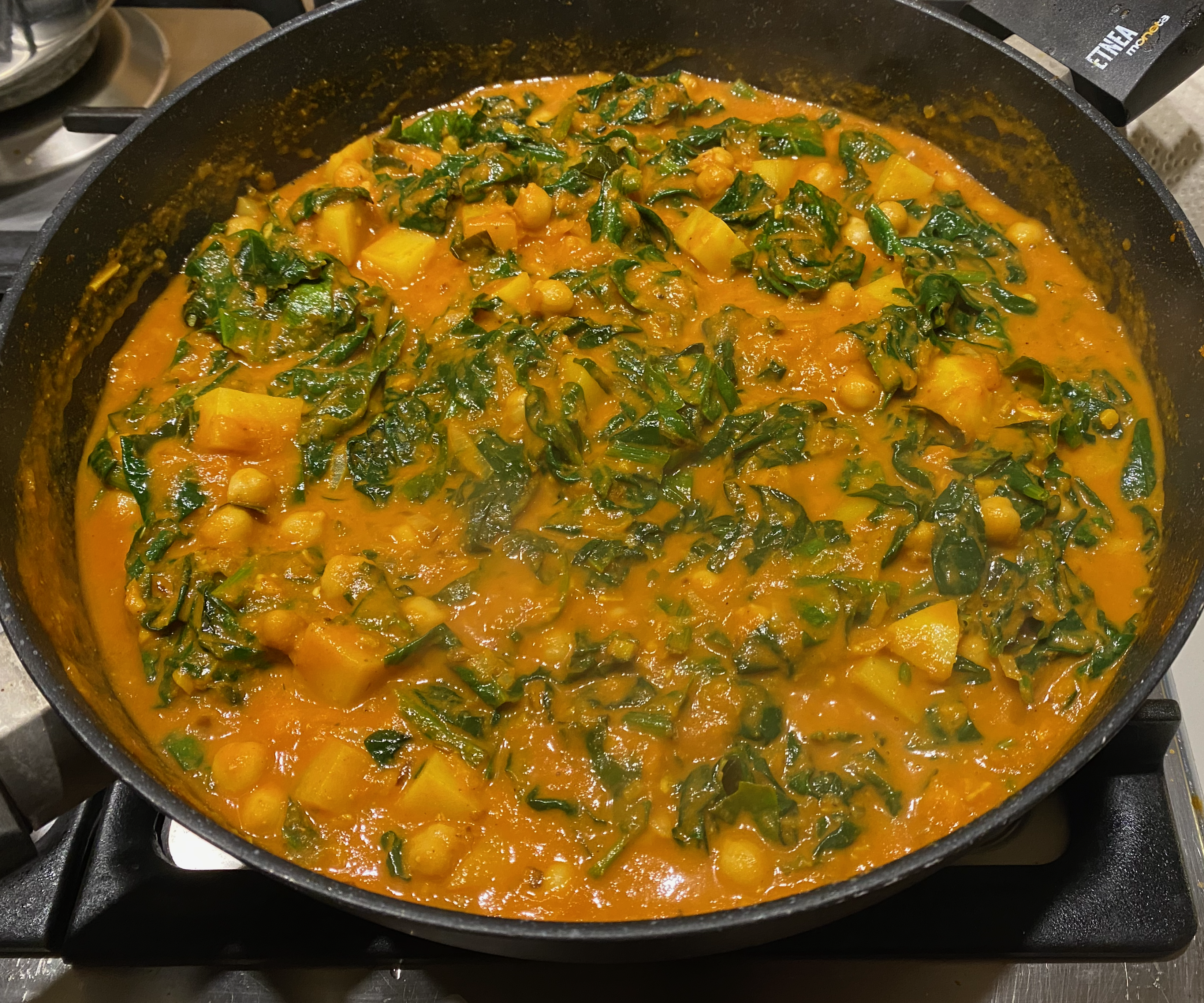 Kicherebsencurry mit Spinat